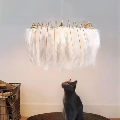 Plunksnomis Chandelier